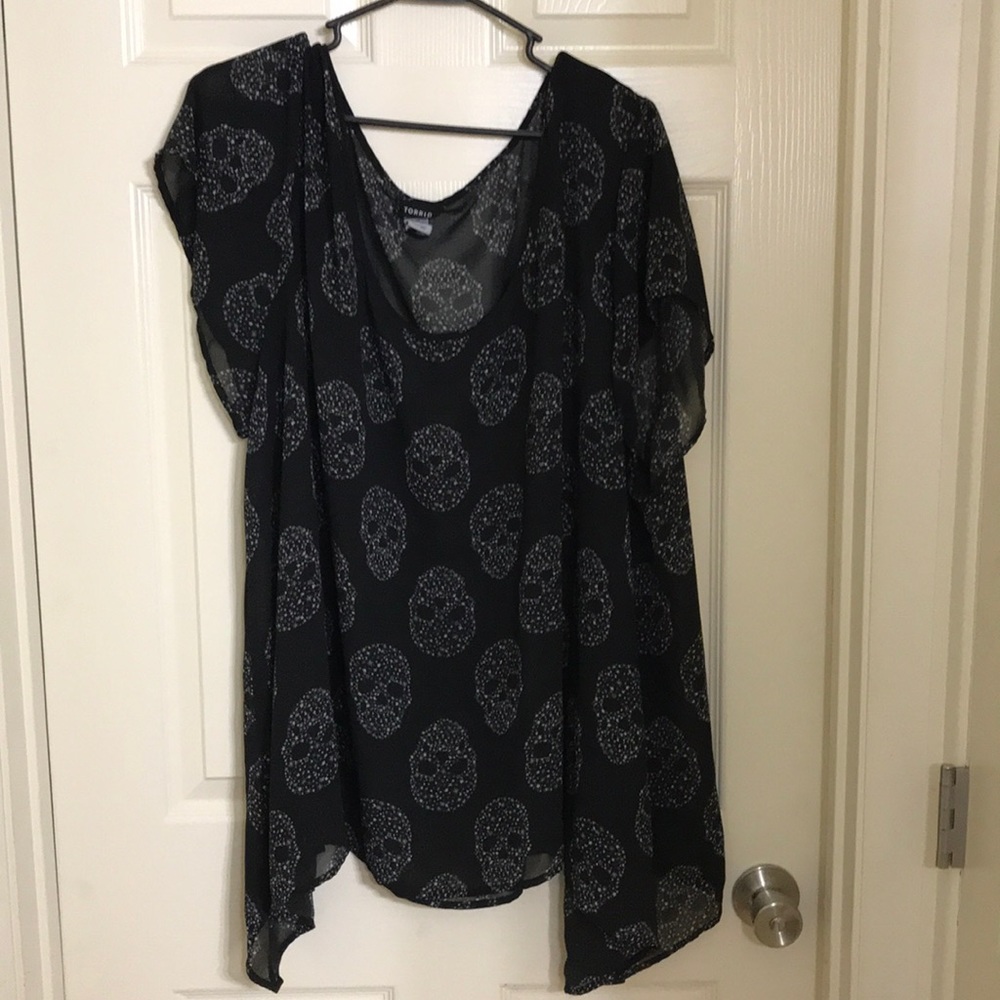 Torrid sheer skull print top